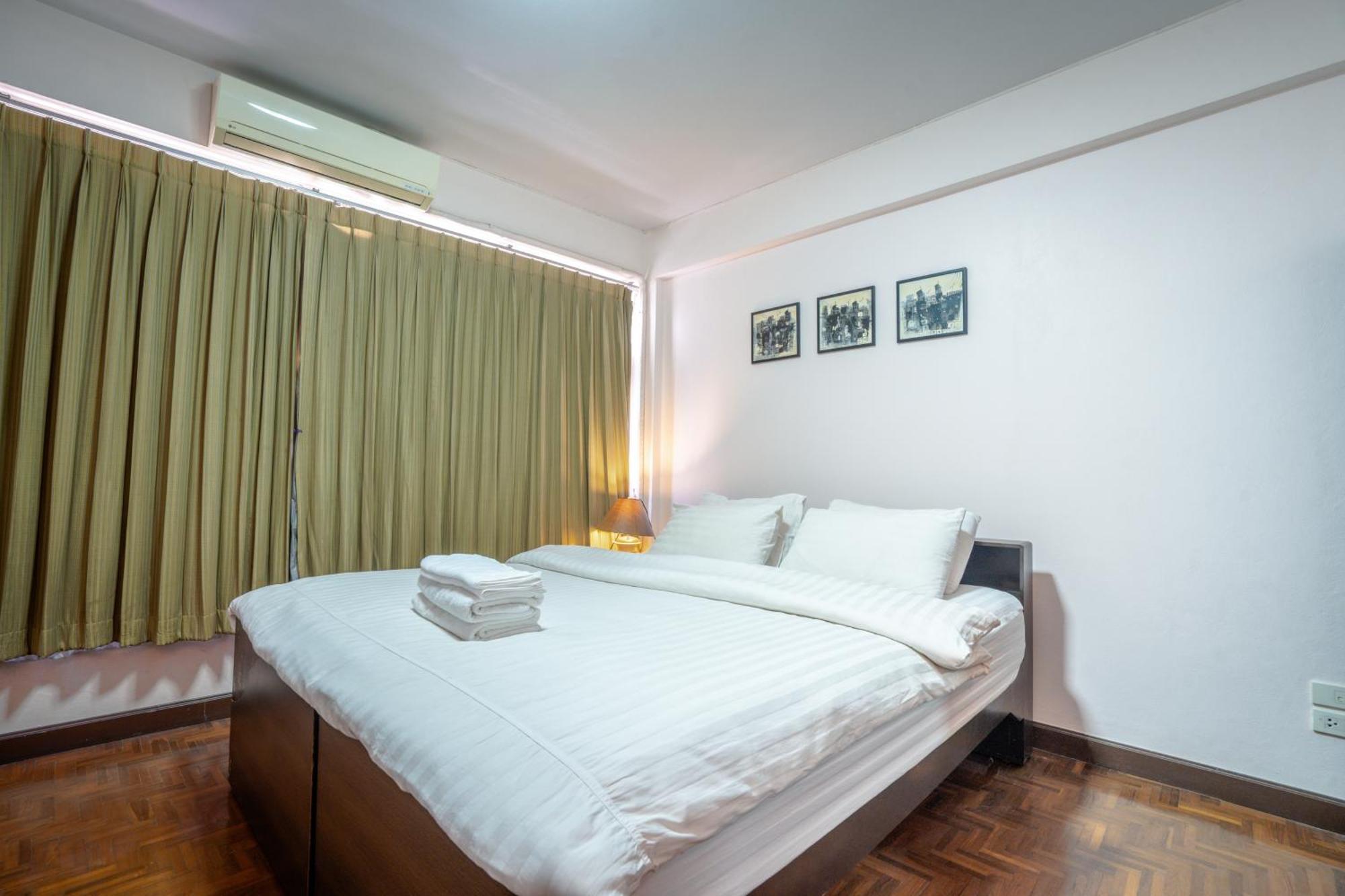 Marhaba House Hotel Chiang Mai Exterior photo